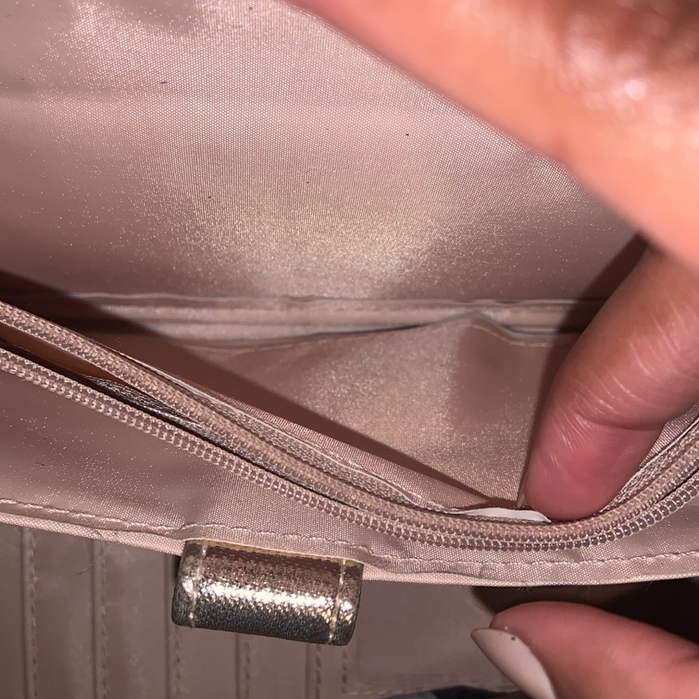 Wallet - Picture 6 of 7